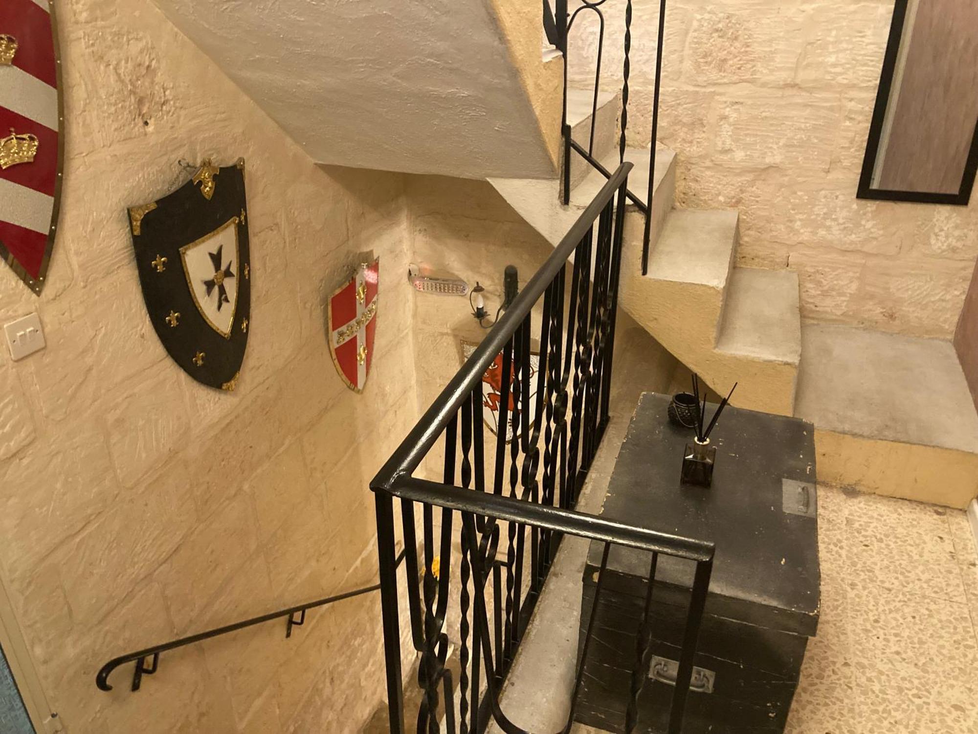 Apartament Charming Central Townhouse In Sliema Steps From Promenade And Sliema Ferry Zewnętrze zdjęcie
